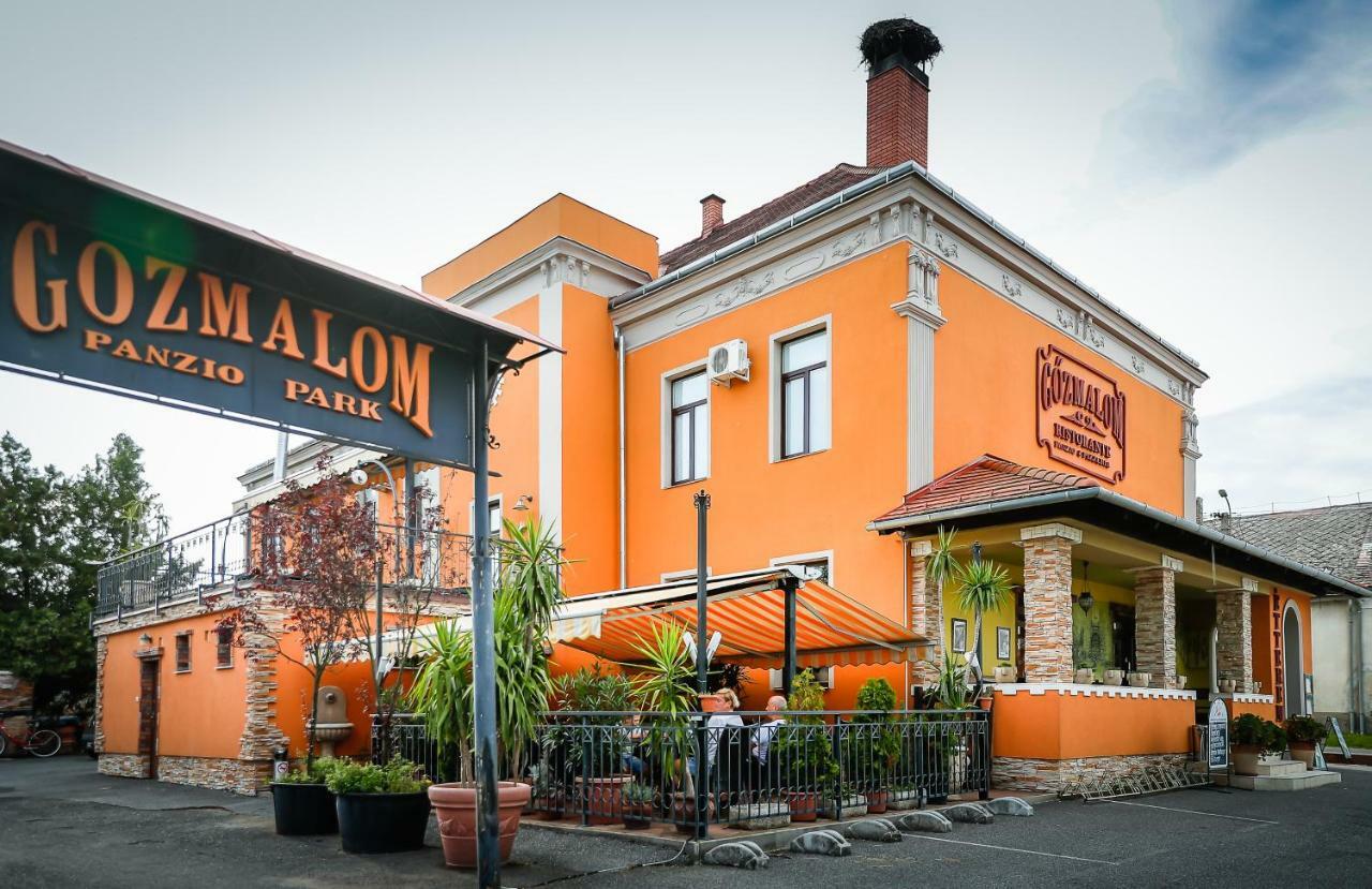 Gozmalom Etterem Es Panzio Bed & Breakfast Körmend Exterior foto